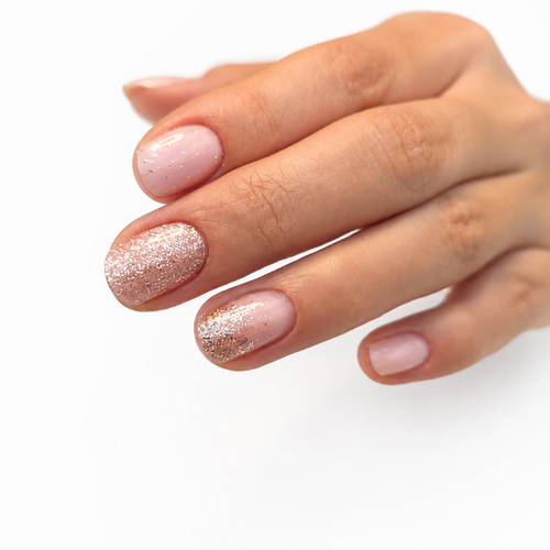 Travail d'ongles ObsidiAnn