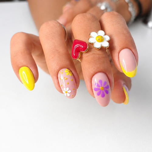 Travail d'ongles ObsidiAnn