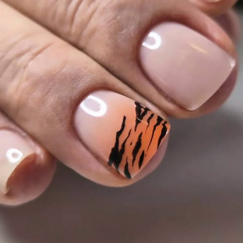 Travail d'ongles ObsidiAnn